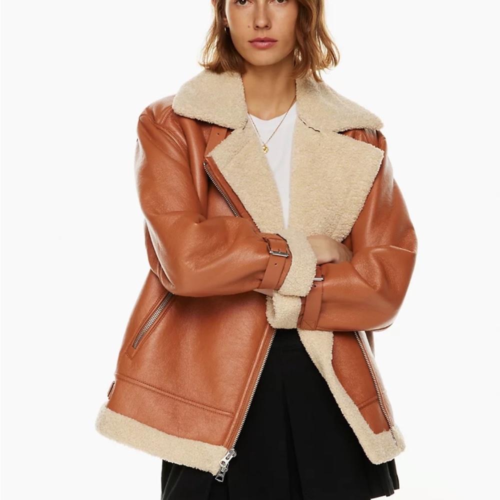 Aritzia Wild Free Oak Jacket: Vegan Leather and Sherpa. Tags are no longer on.